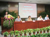2012届学生毕业典礼隆重举行